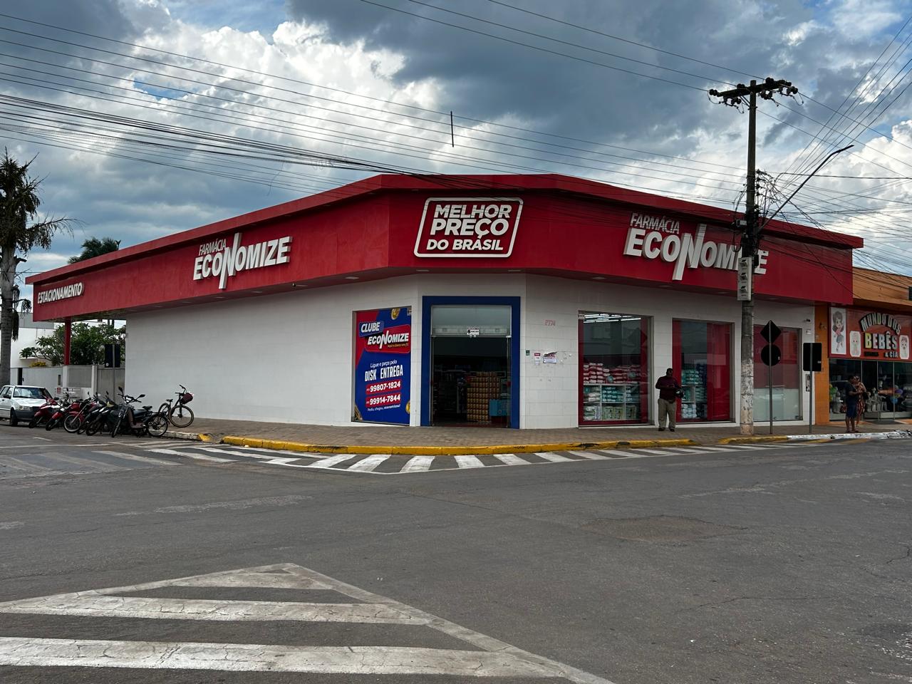 Fachada da FARMÁCIA ECONOMIZE MIRASSOL D'OESTE