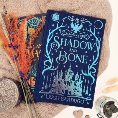 Shadow & Bone by Leigh Bardugo – COLLECTOR’S EDITION