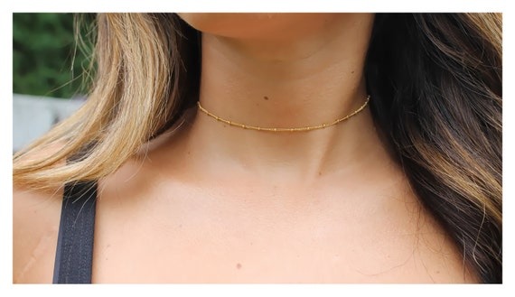 Dainty Gold Choker