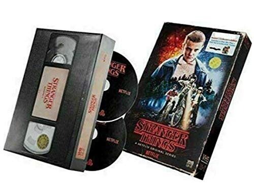 Stranger Things: The Complete First Season Blu-ray (A Netflix Original Series) [Season 1 Bluray]