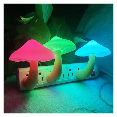 UTLK Plug-in LED Mushroom Night Light Lamp with Dusk to Dawn Sensor,Plug in LED Bed Cute Mushroom Nightlight Night lamp Wall Light Baby Night Lights for Kids Children (Colorful)