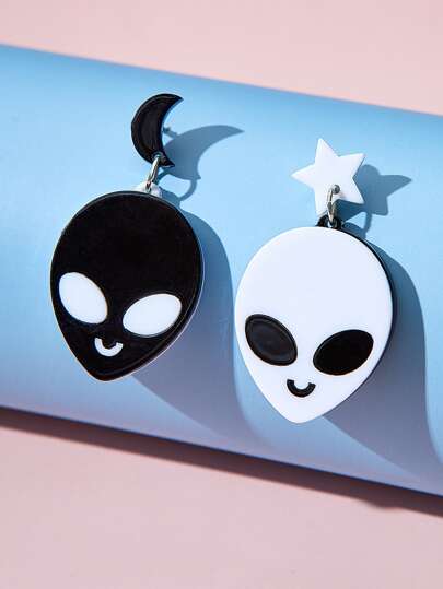 Moon & Star Decor Alien Drop Earrings