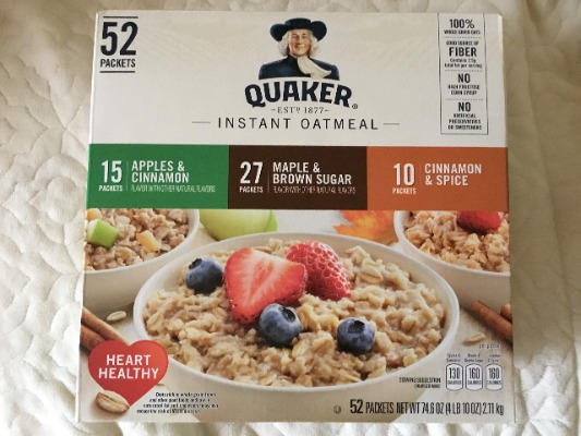 Quaker Instant Oatmeal Apples  Cinnamon, Maple  Brown Sugar, Cinnamon Spice 52 Sachets 2.11kg (74.6 OZ)