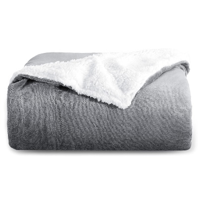 Bedsure Sherpa Fleece Throw Blanket - Fluffy Microfiber Solid Blankets for Bed and Couch Double/Twin Size, Silver Grey, 150x200cm