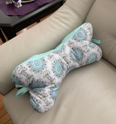 Medallion Neck Pillow Cushion 3-sided Dog Bone Shaped | Etsy Canada