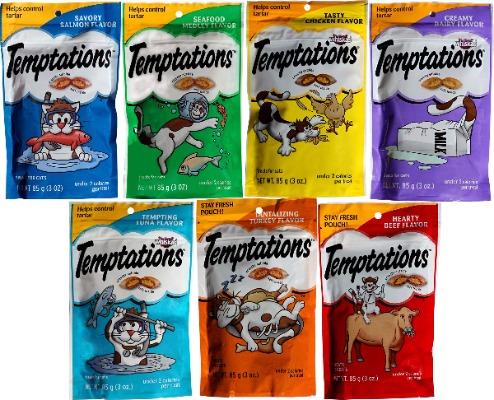 Temptations Treats for Cats.7 Flavors: Tantalizing Turkey, Chicken, Hearty Beef, Tuna, Creamy, Savory Salmon, Seafood Medley