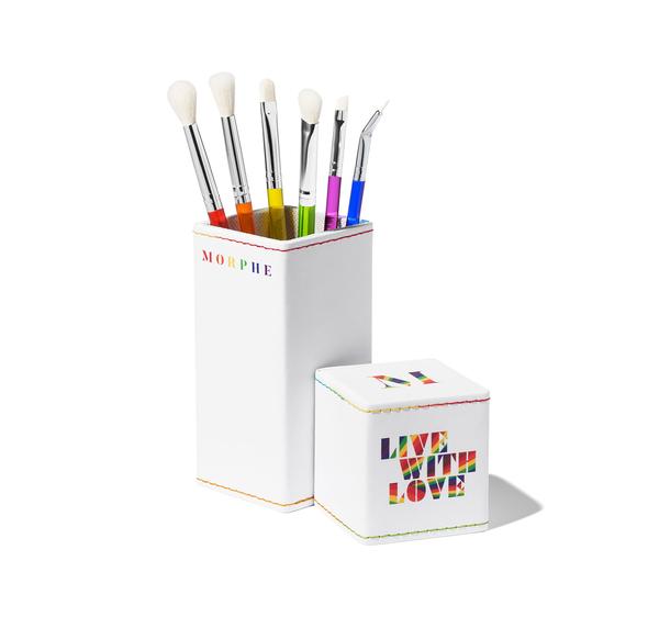 LIVE WITH LOVE EYE BRUSH SET