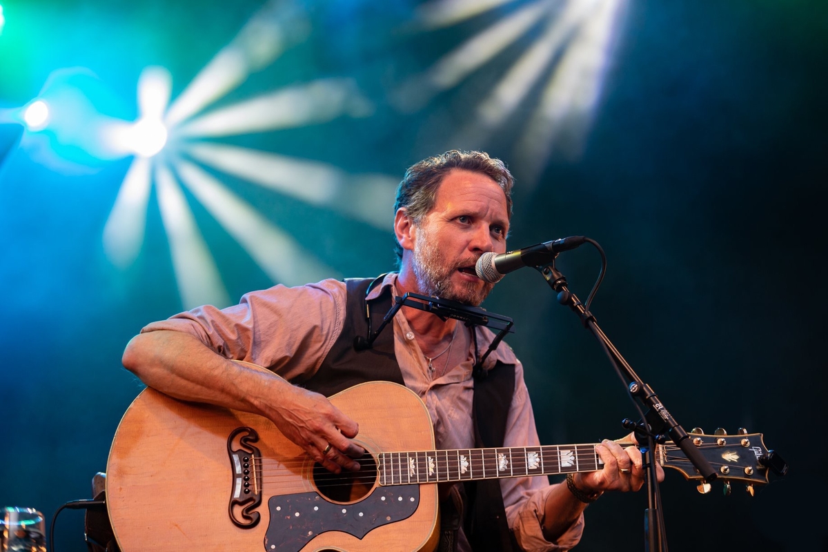 Konsert i gresset med Magnus Grønneberg