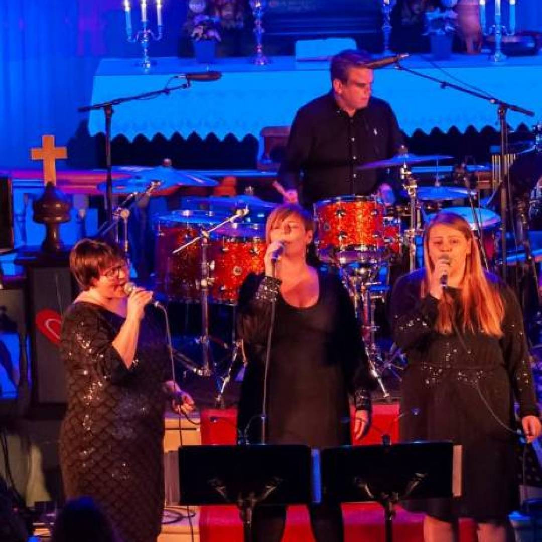 AVLYST!! Bli med og syng jula inn - Ørskog Kyrkje