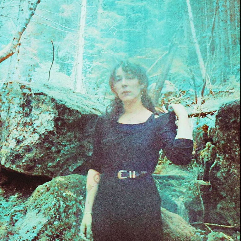 BLEU REINE // Halv ti på torsdag