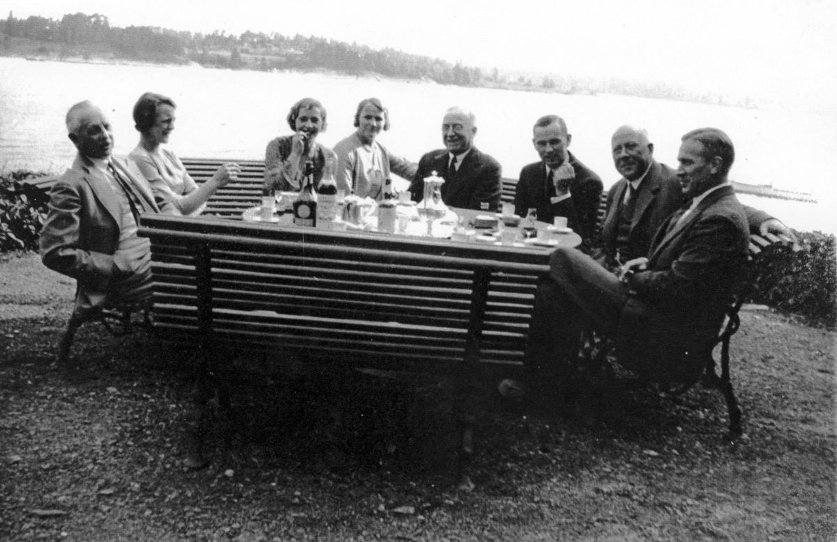 Historisk omvisning på Sjøholmen mars