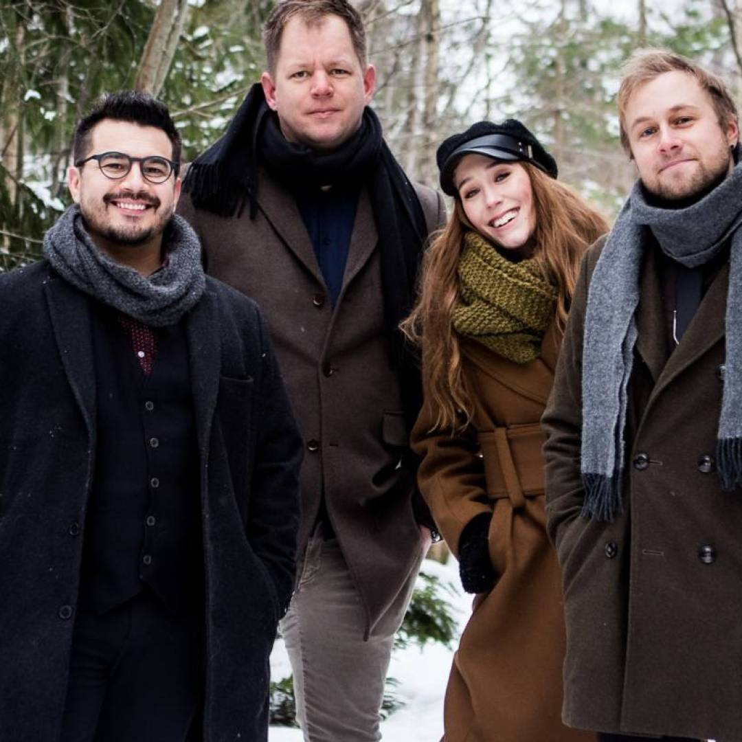 Julekonsert med Chris Medina, Pernille Øiestad, Eirik Næss & Lars Støvland // Hvarnes