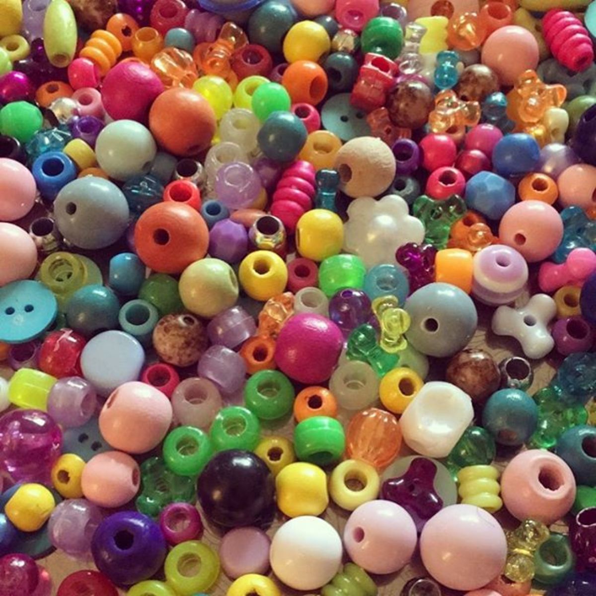 Barnelørdag: Perling med Karina