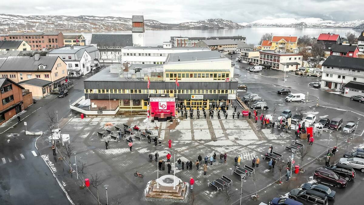 Dobbeltkonsert: Topcoat og Gruppa Krovi