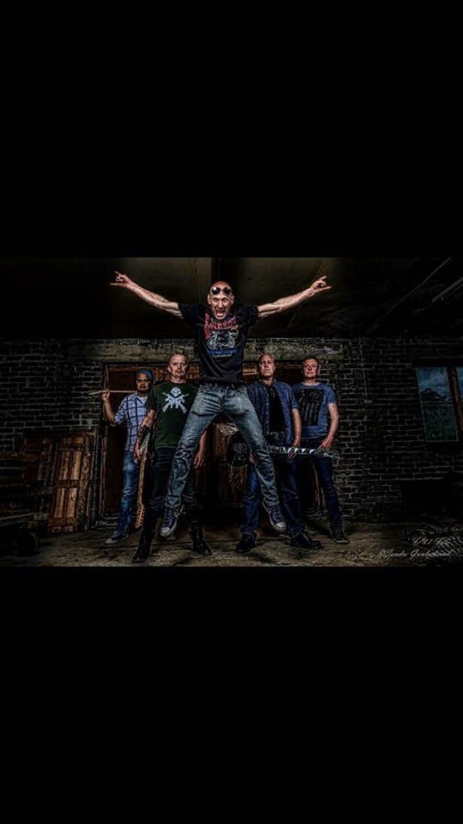 Akustisk 6.juni 15.00-17.00 på House of Blues