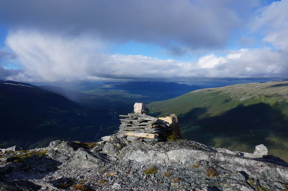 Storhaugen 1225 moh. i Dindalen