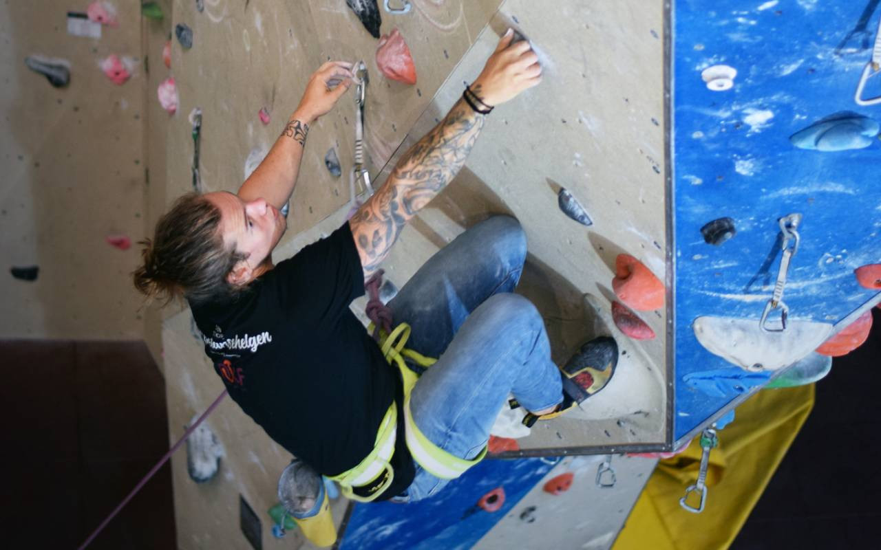 Klatring i kursvegg 23.03