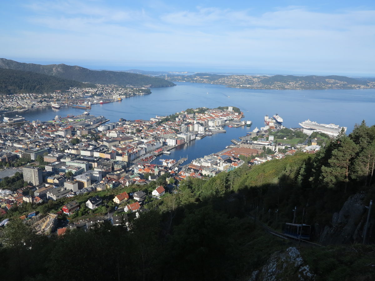 Sykkeltur over Tarlebøvatnet, Rundemannen og Fløyen