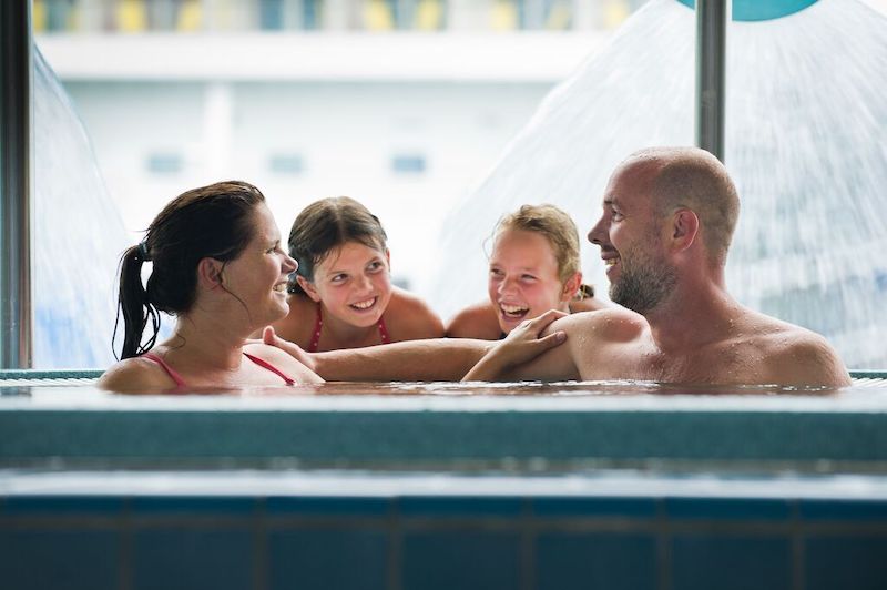 12 av Norges største innendørs badeland