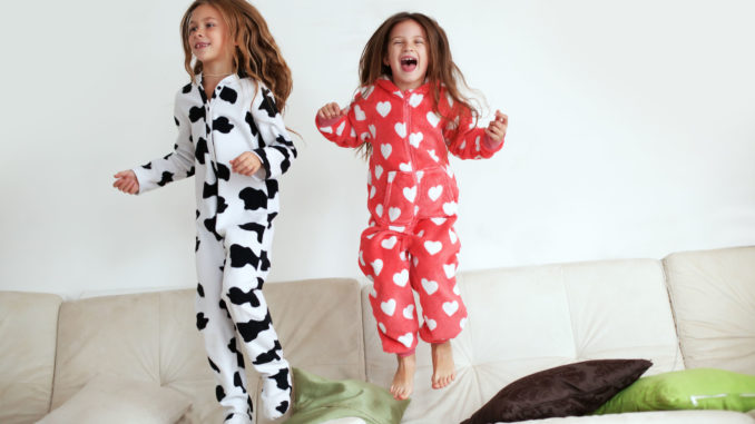 Inneaktiviteter for aktive barn