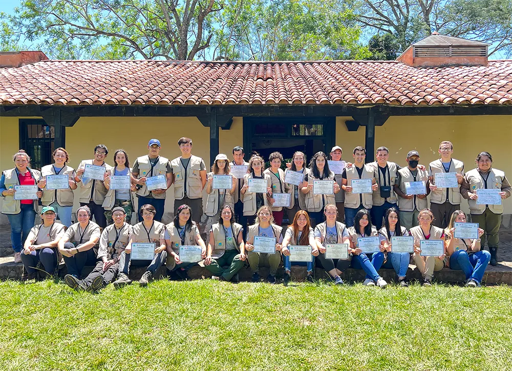 clausura-del-curso-de-aviturismo-en-ybycui