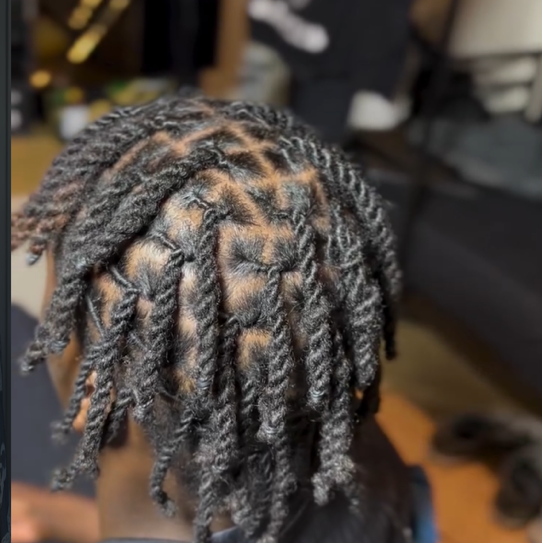 RETWIST LOCKS + COUPE