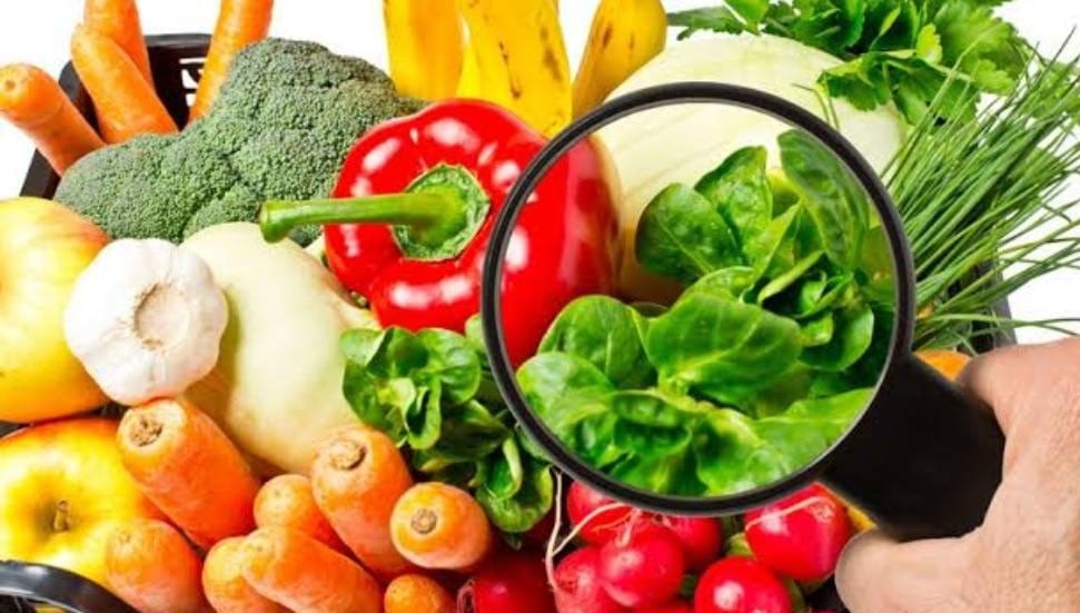 Gıda Denetimlerinde Limit Üstü İlaçlar: Armut, Elma, Çilek ve Salatalık