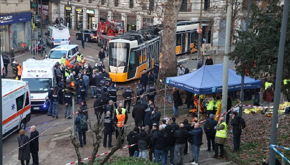 Milano'da tramvay kazası: 2 ölü, 38 yaralı