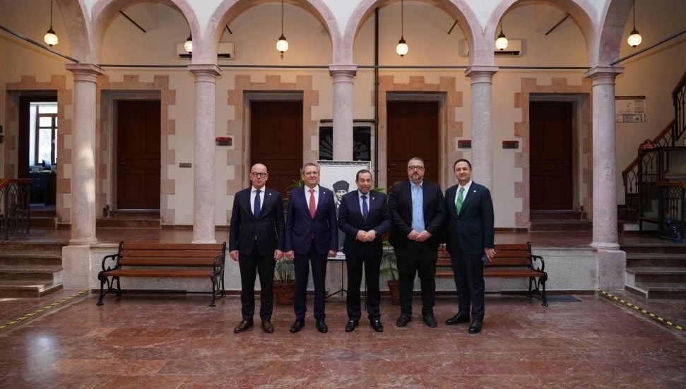 Ayvalık’ta Rauf Raif Denktaş Kültür Merkezi Törenle Açıldı