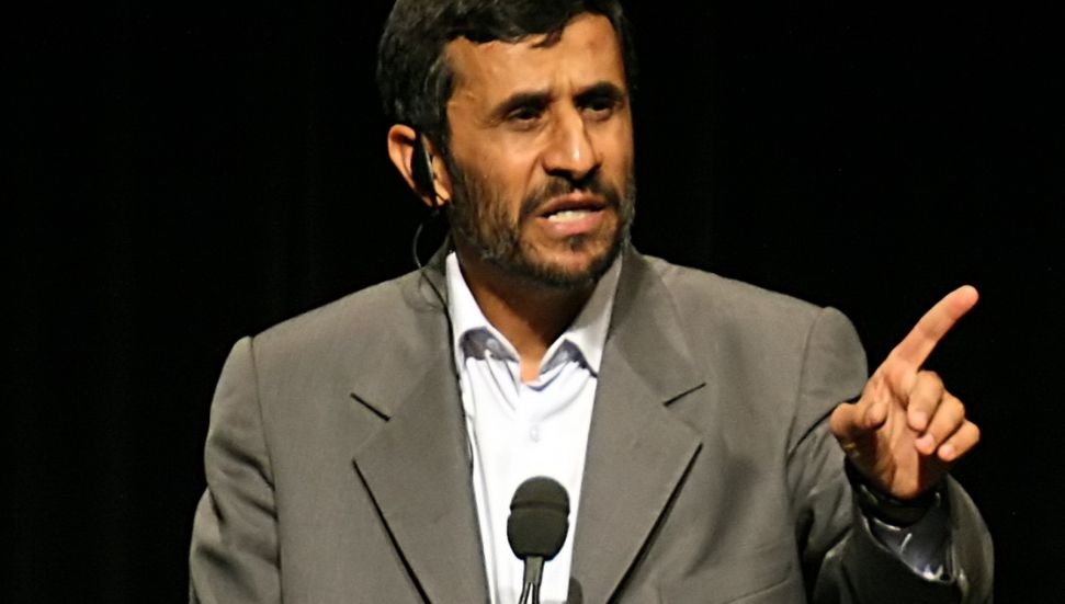 Mahmud Ahmedinejad, İsrail-ABD Hava Saldırısında Hayatını Kaybetti