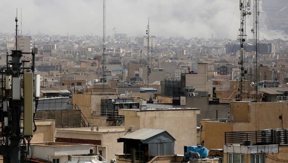 Tahran'da Art Arda Patlama Sesleri: İsrail Saldırıları Başladı