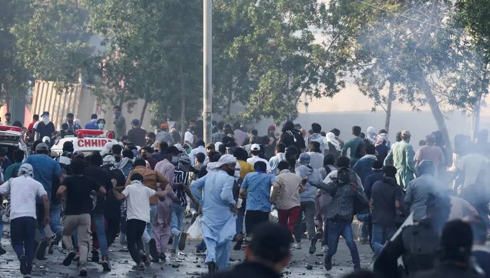 Pakistan'da ABD-İsrail Protestosu: 9 Kişi Hayatını Kaybetti