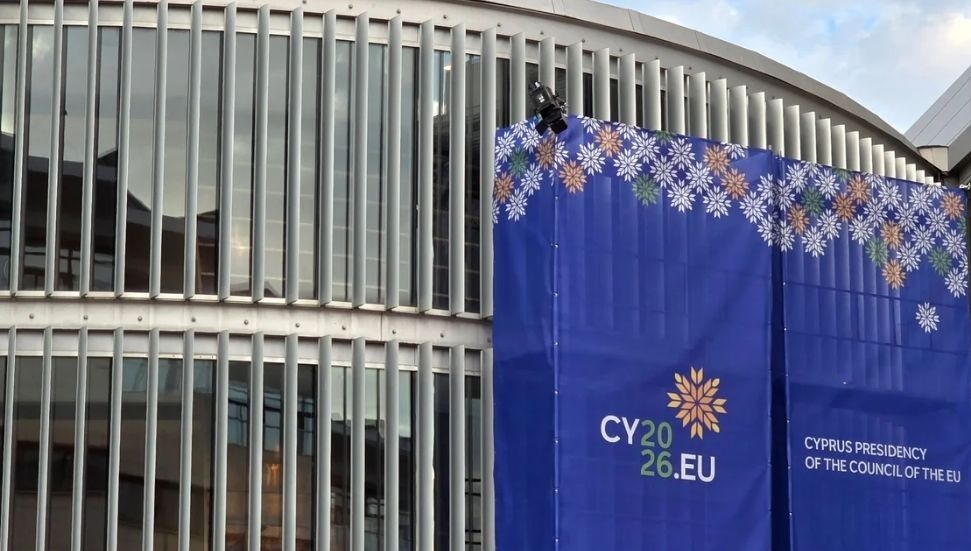 Ağrotur İHA Saldırısı Nedeniyle Lefkoşa'daki Konsey Toplantısı Ertelendi