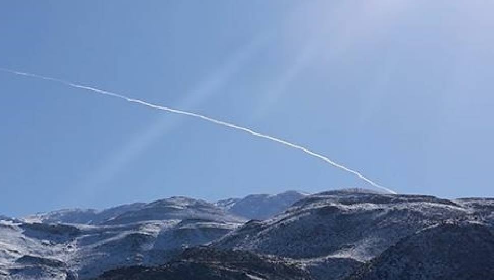 İsrail Ordusu, Lübnan'a Hava ve Deniz Saldırıları Düzenledi