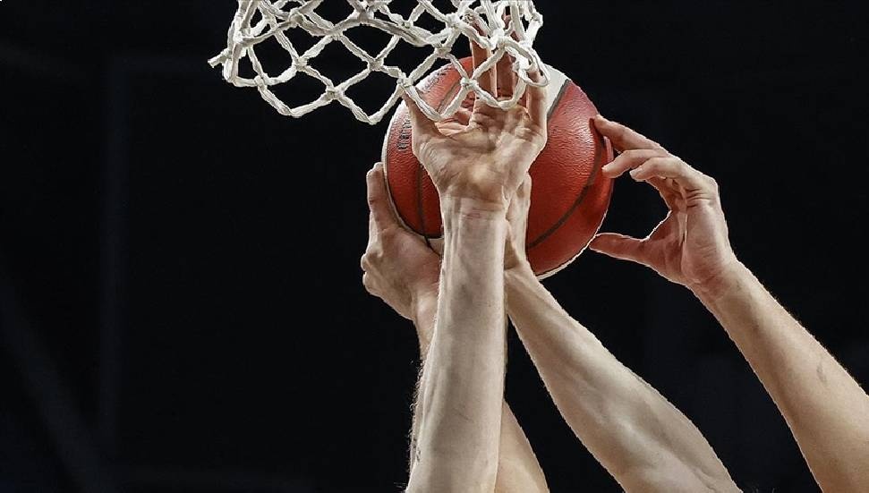Basketbol Avrupa Ligi'nde 2 Maç Hava Sahası Nedeniyle Ertelendi
