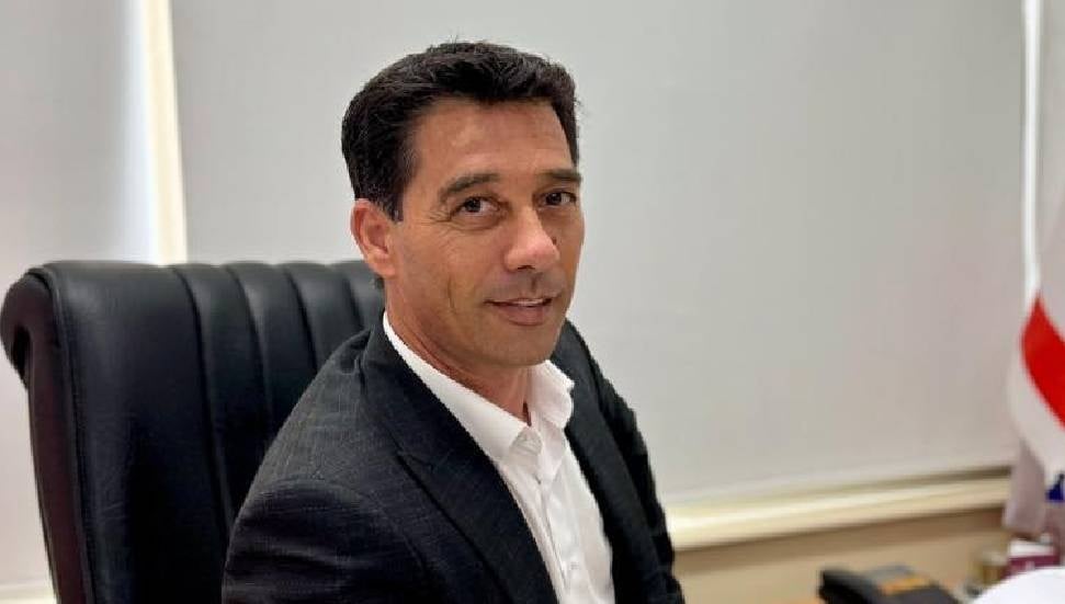 Niyazi Öztürk, sahte diploma soruşturması nedeniyle tutuklandı