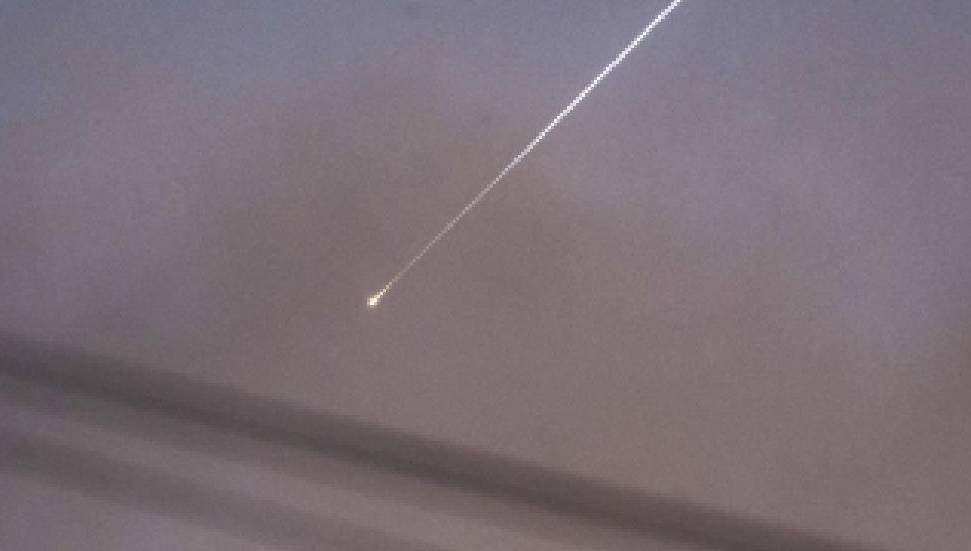 İran, Dubai'deki ABD Askeri Noktasını Hedef Aldı