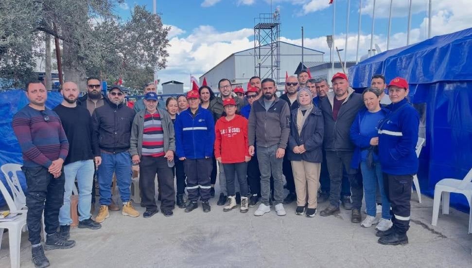 Ektam Direnişi'nde Mahkeme Haksız Fesihlere Ara Emri Verdi