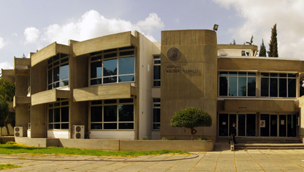 Kuzey Kıbrıs'ta 8 Mart İçin 'Kendi Yolunu Açan Kadınlar Paneli'