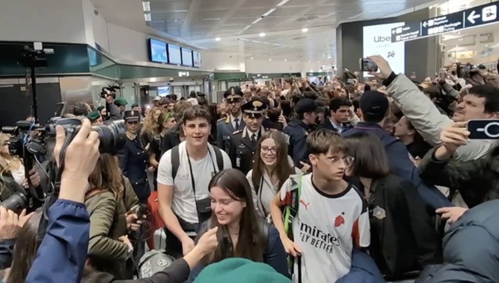 İtalya, Körfez Ülkelerindeki Vatandaşlarını Tahliye Etmeye Devam Ediyor