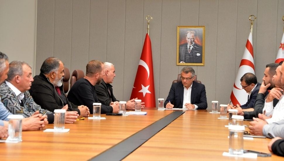 Erhürman, Hayvan Üreticileri Birliği ile Sektörün Durumunu Görüştü