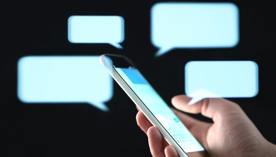 Kıbrıs'ta Olağanüstü Hal: Cep Telefonlarına SMS Gönderilecek