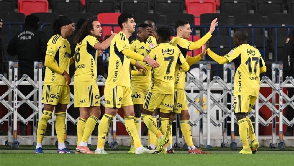 Fenerbahçe, Ziraat Türkiye Kupası'nda Çeyrek Finale Yükseldi