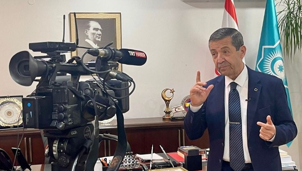 Tahsin Ertuğruloğlu: Rum Yönetiminin Silahlanma Politikası Tehlike Arttırıyor