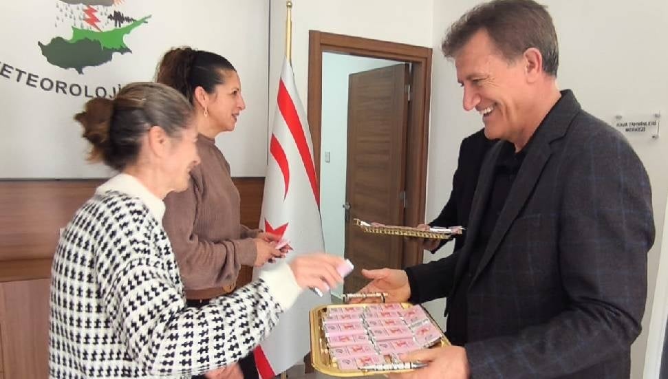 Erhan Arıklı, 8 Mart Dünya Kadınlar Günü'nü Kutladı