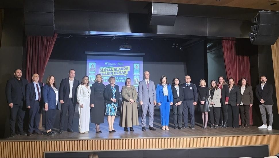 Dijital Alanda Kadın Olmak: Çalışma Bakanlığı Paneli Gerçekleştirildi