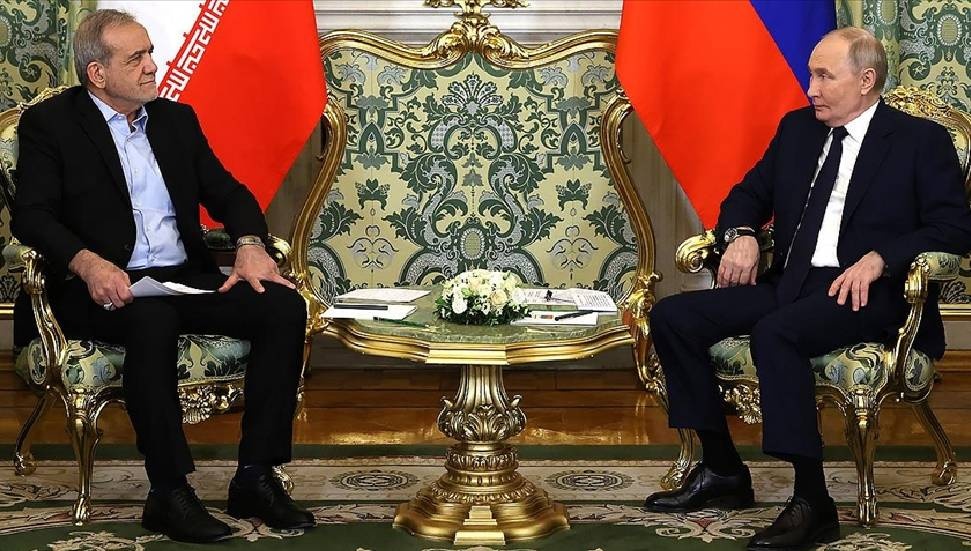 Putin ve Pezeşkiyan, Telefon Görüşmesinde Ortadoğu'yu Ele Aldı