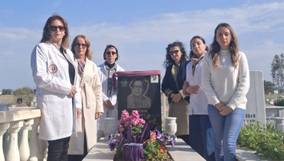 Eczacılar Birliği, Kamran Aziz’i 9. Yılında Kabri Başında Andı