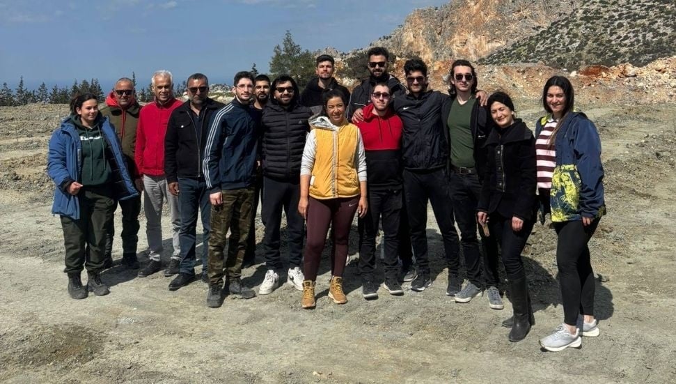 HP Gençlik Örgütü fidan dikti: Yeşil Kıbrıs için doğaya sahip çıkmalıyız