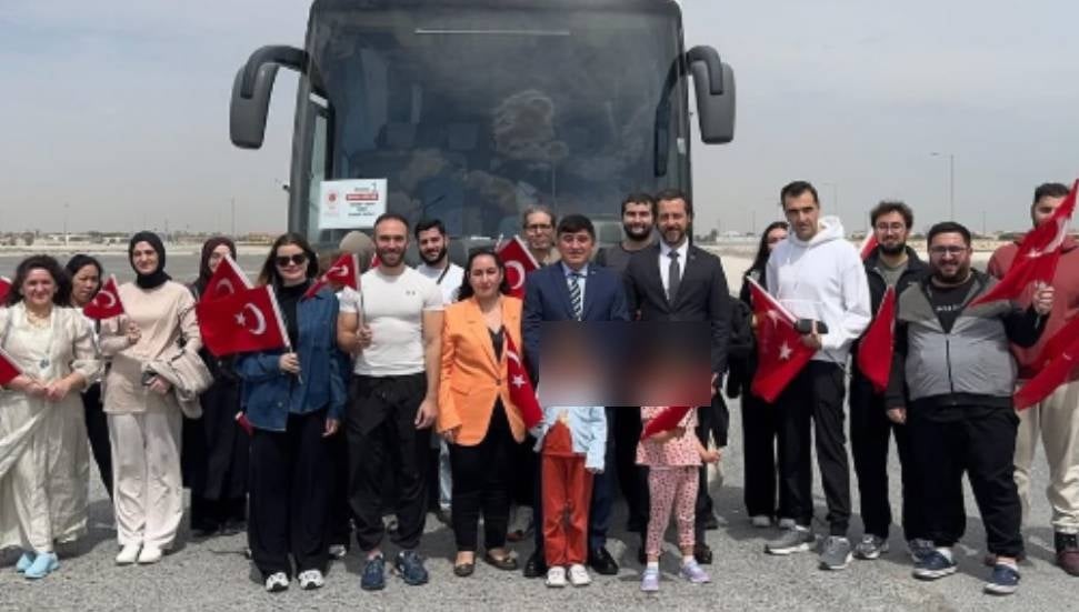 KKTC Vatandaşları Doha'dan Riyad'a Güvenle Gönderildi